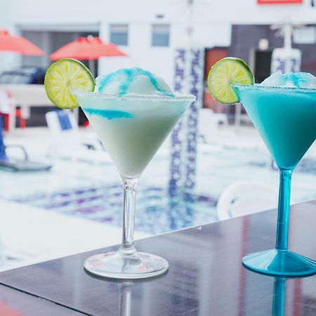 Bora Bora Adults Only Hotel Melgar Bagian luar foto