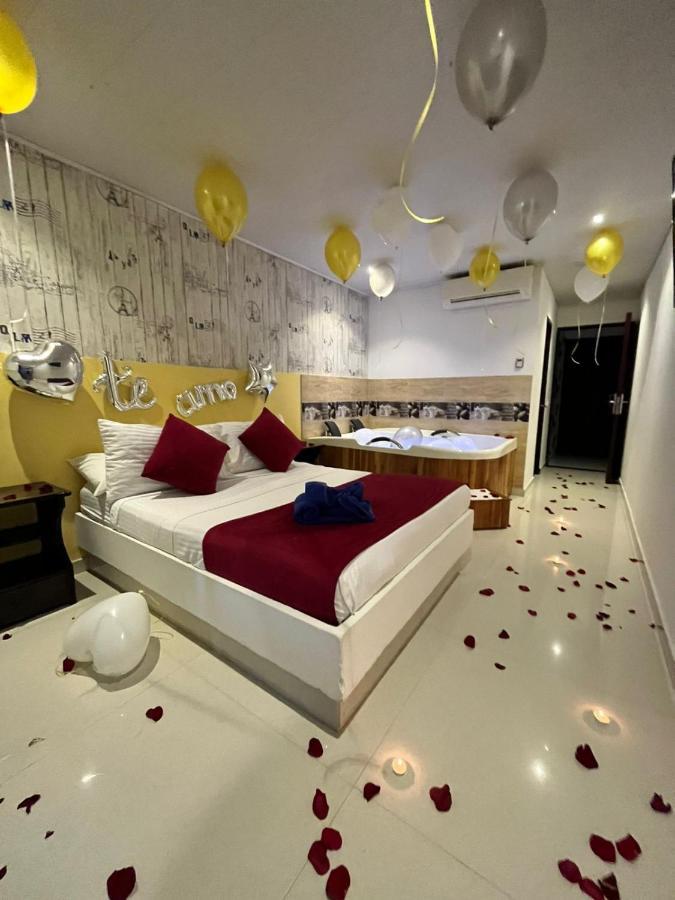 Bora Bora Adults Only Hotel Melgar Bagian luar foto