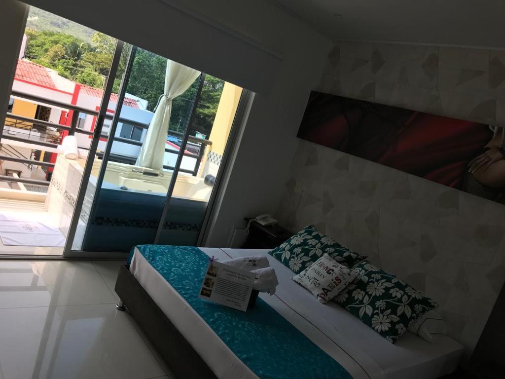 Bora Bora Adults Only Hotel Melgar Bagian luar foto