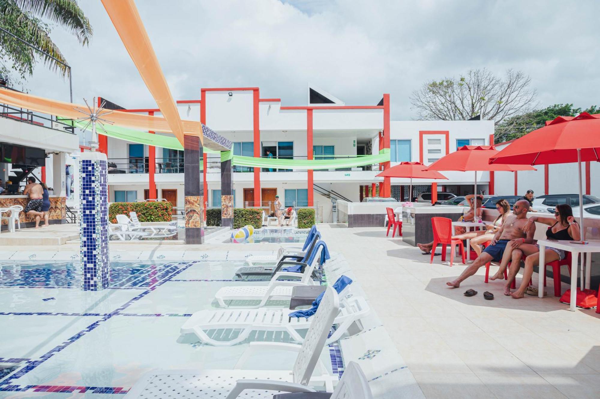 Bora Bora Adults Only Hotel Melgar Bagian luar foto