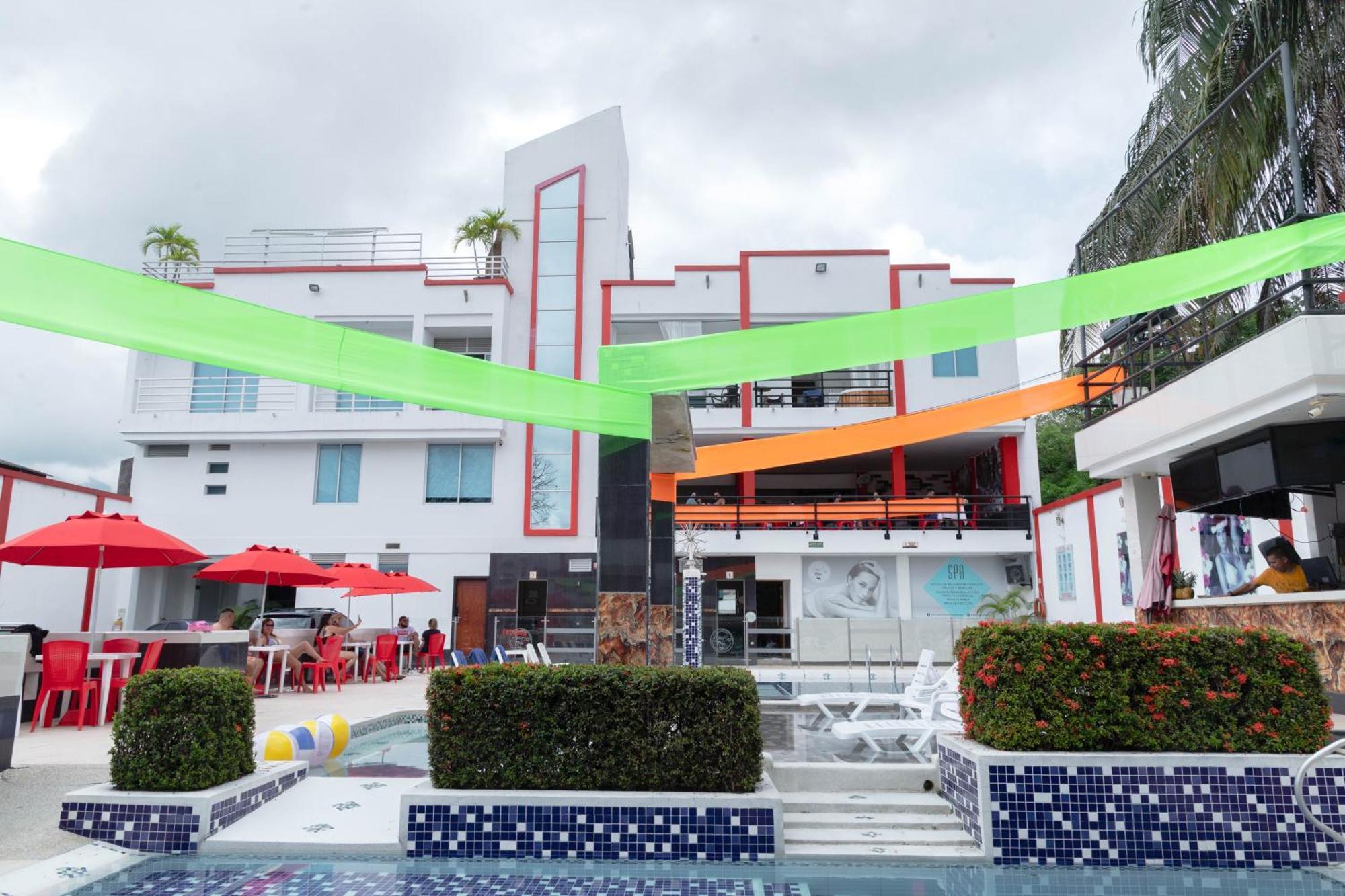 Bora Bora Adults Only Hotel Melgar Bagian luar foto